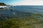 <h5>Meri</h5><p>Itämeri on kirkasvetinen juuri jäiden lähdön jälkeen. Tunnus: img_8269</p>