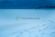 <h5>Talvinen järvimaisema</h5><p>Järvimaisema kylmässä kaamosillassa. Tunnus: img_5287</p>