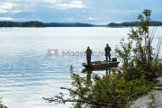 <h5>Miehet kalastavat</h5><p>Venekalastusta Porvoon saaristossa. Tunnus: img_4538</p>